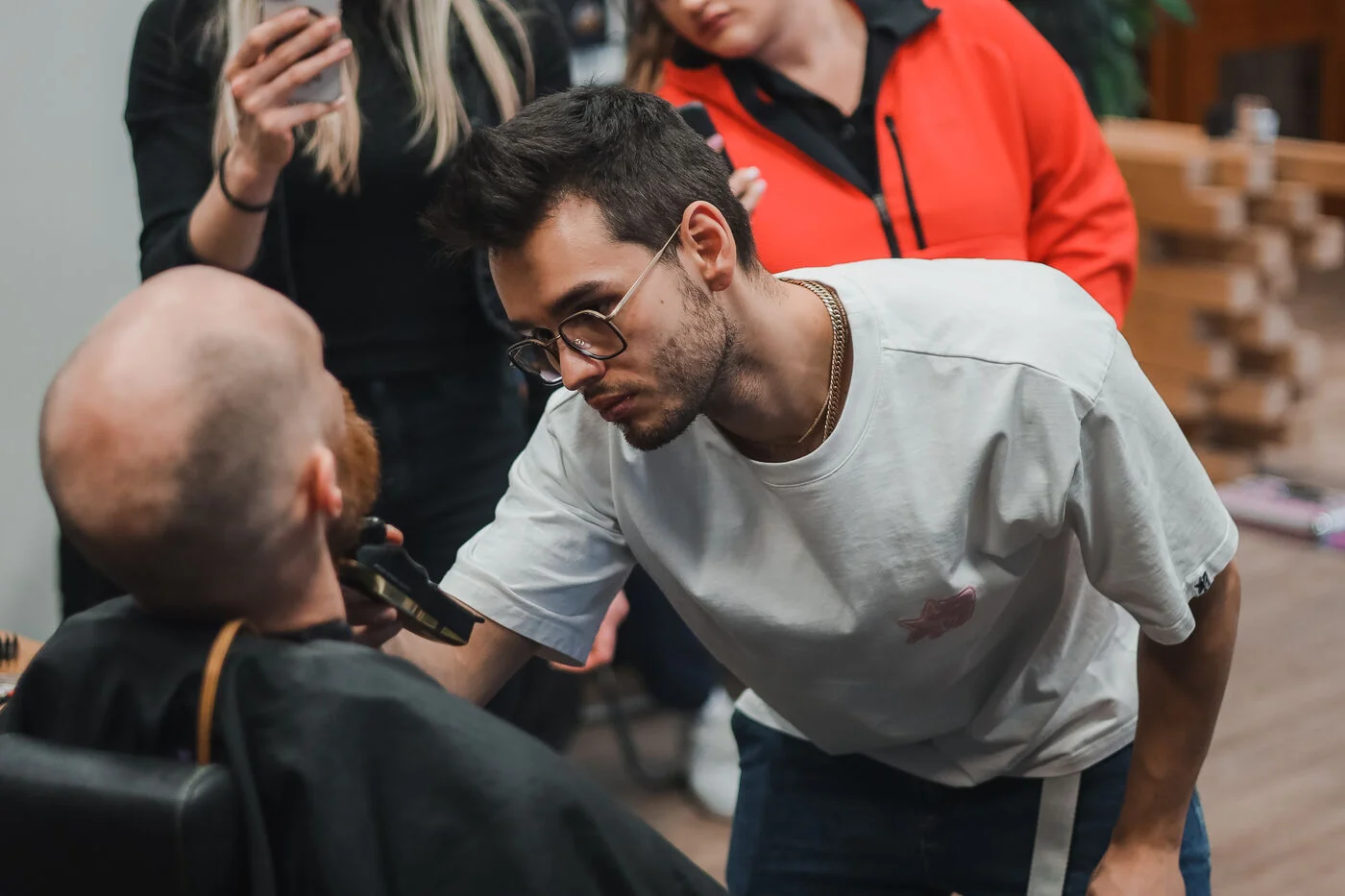 Momentka z výuky Barber School