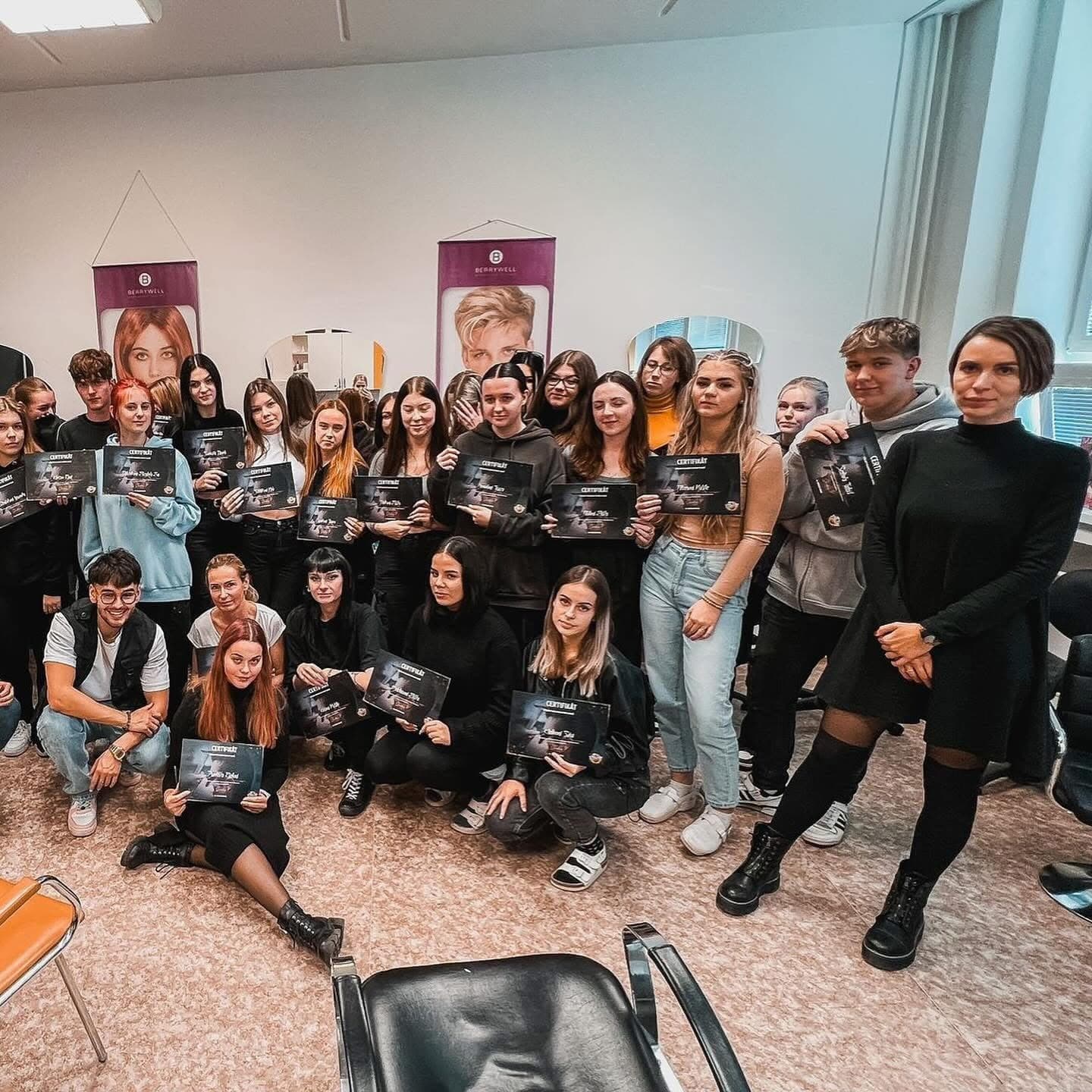 Momentka z výuky Barber School